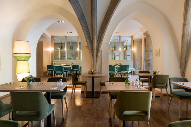 Altstadthotel Arch, Regensburg, Germany