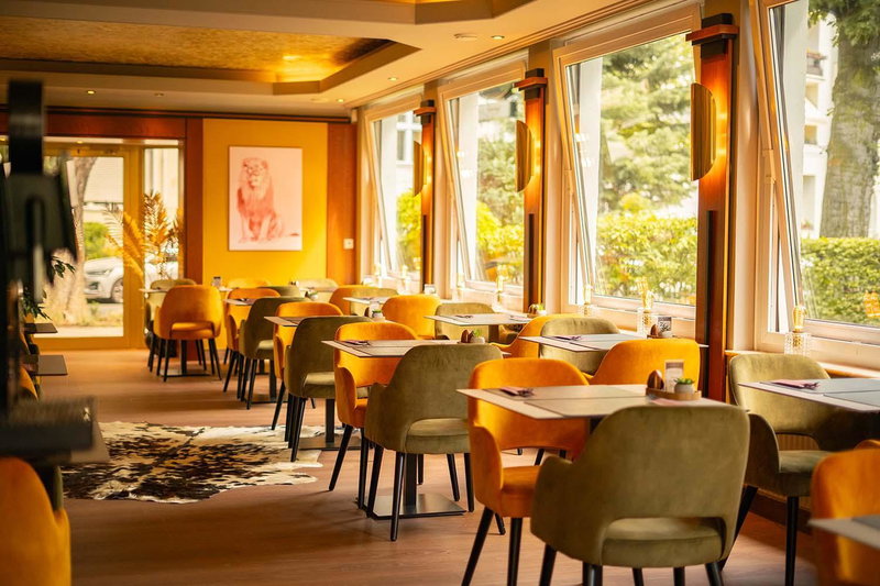Bernstein Hotel Villa Kastania, Westend, Germany