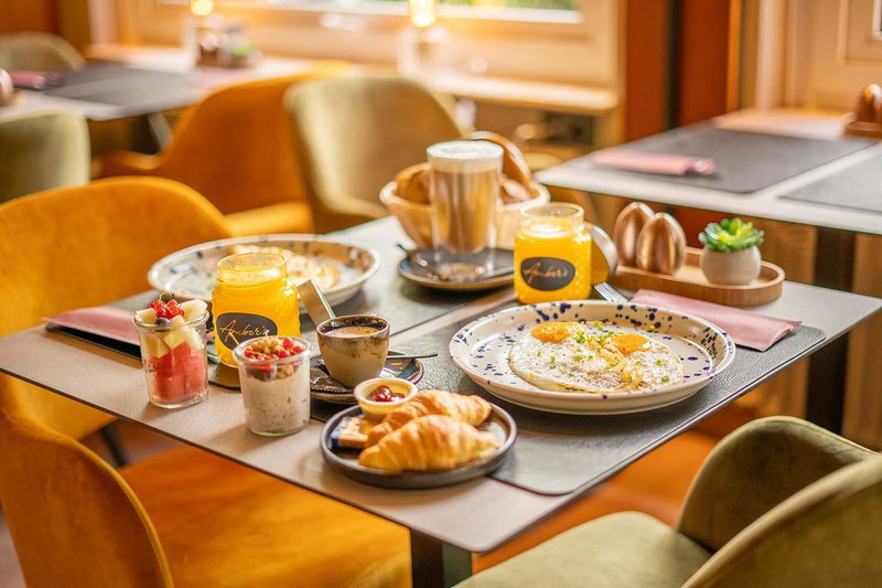 Bernstein Hotel Villa Kastania, Westend, Germany