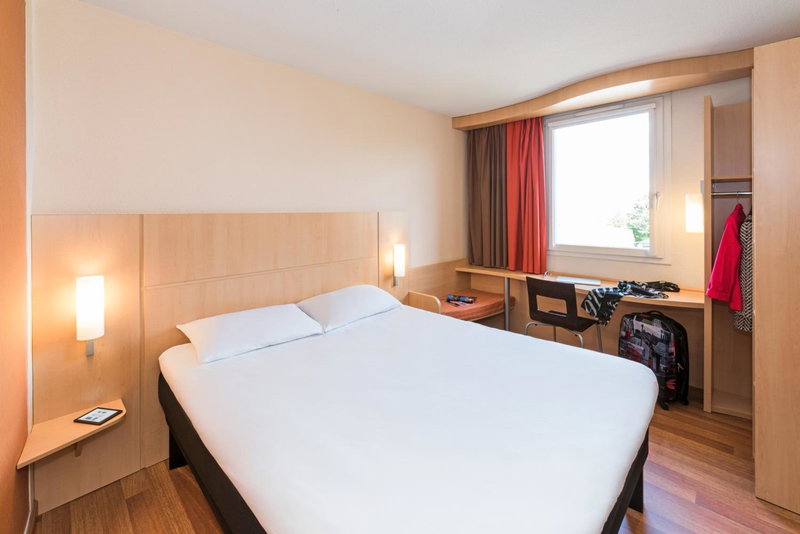 ibis Karlsruhe Hauptbahnhof, Karlsruhe, Germany