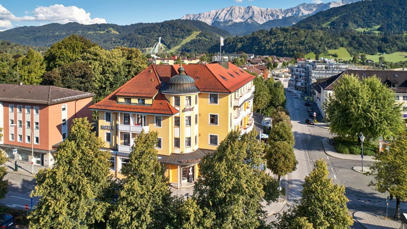 Hotel Vier Jahreszeiten, Garmisch-Partenkirchen, Germany