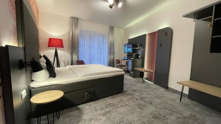 SMARTY Cologne Dom Hotel - Boardinghouse - KONTAKTLOSER SELF CHECK-IN, Altstadt Nord, Germany