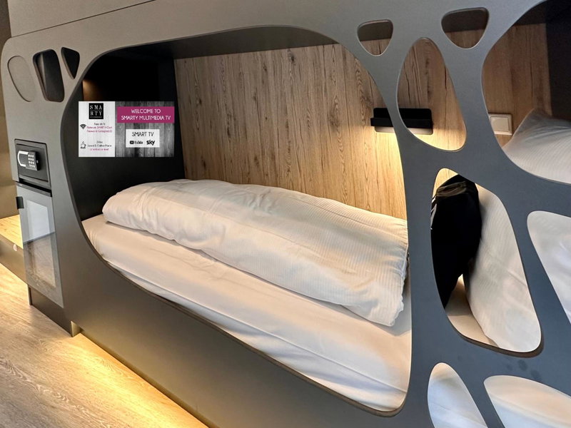 SMARTY Cologne Dom Hotel - Boardinghouse - KONTAKTLOSER SELF CHECK-IN, Altstadt Nord, Germany