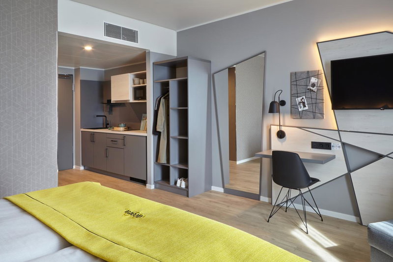 Candlewood Suites Düsseldorf Airport by IHG, Duesseldorf-Pempelfort, Germany