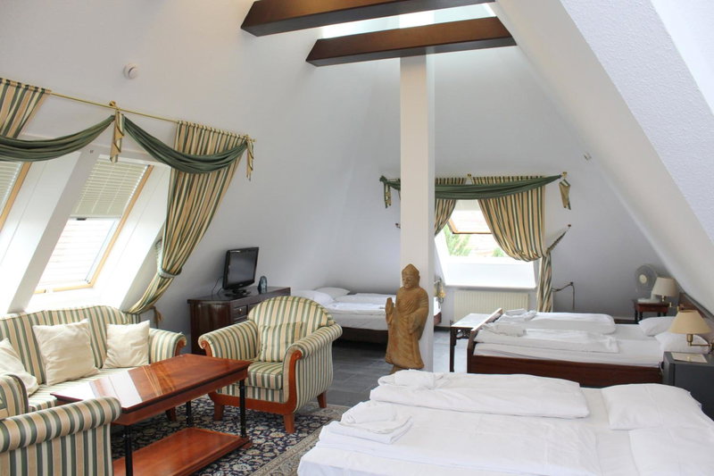 Hotel Astoria am Urachplatz, Stuttgart-Ost, Germany
