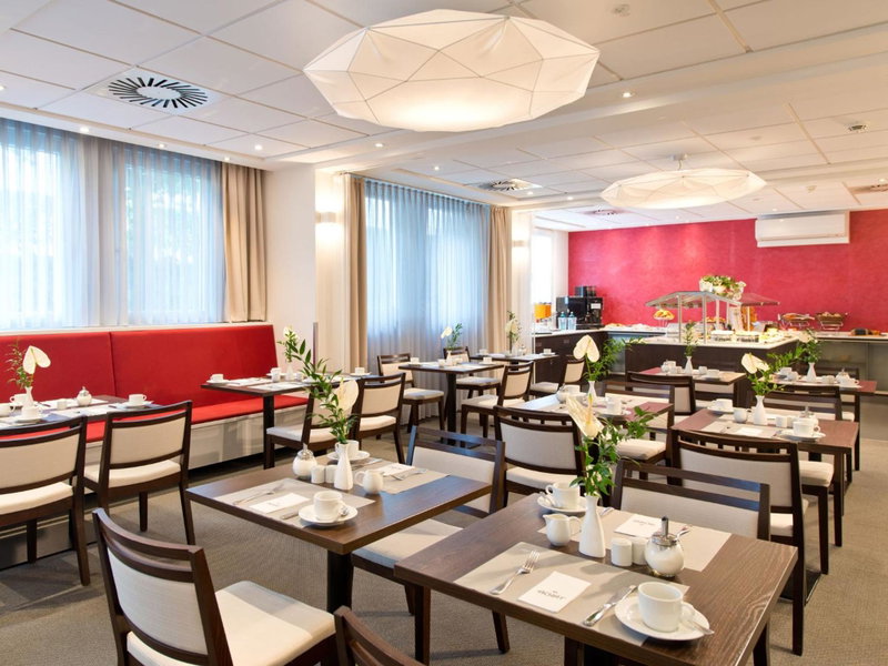 ACHAT Hotel Dresden Elbufer, Leuben, Germany