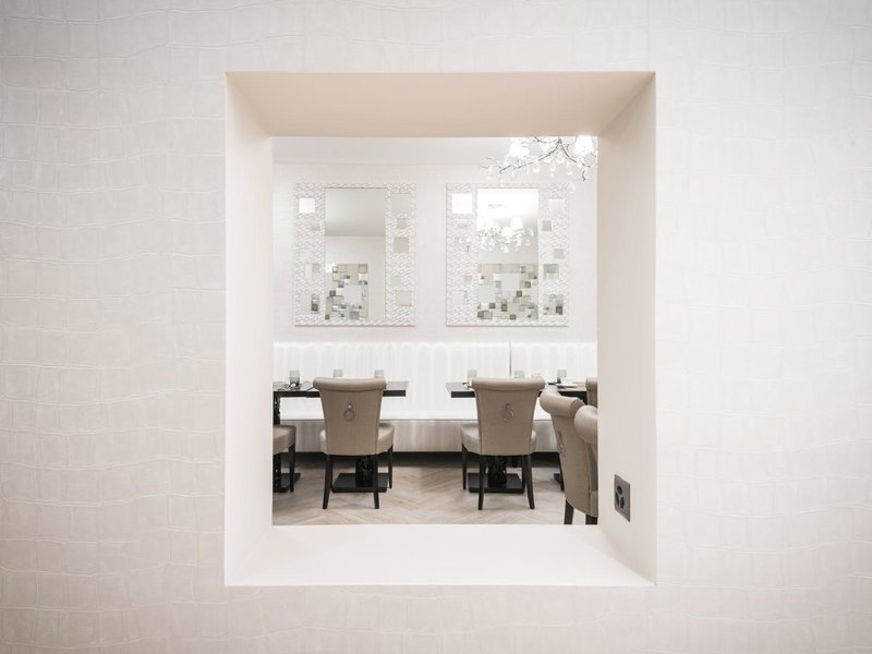 Hôtel Le White - Le 42 Restaurant, Monthey, Switzerland