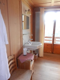 Hotel Restaurant Capricorns, Wergenstein, Switzerland