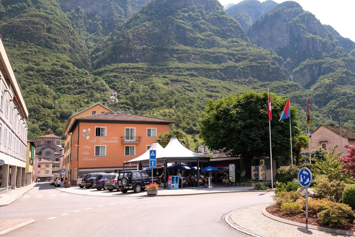 Tailormade Hotel AL GIARDINETTO Biasca, Швейцария
