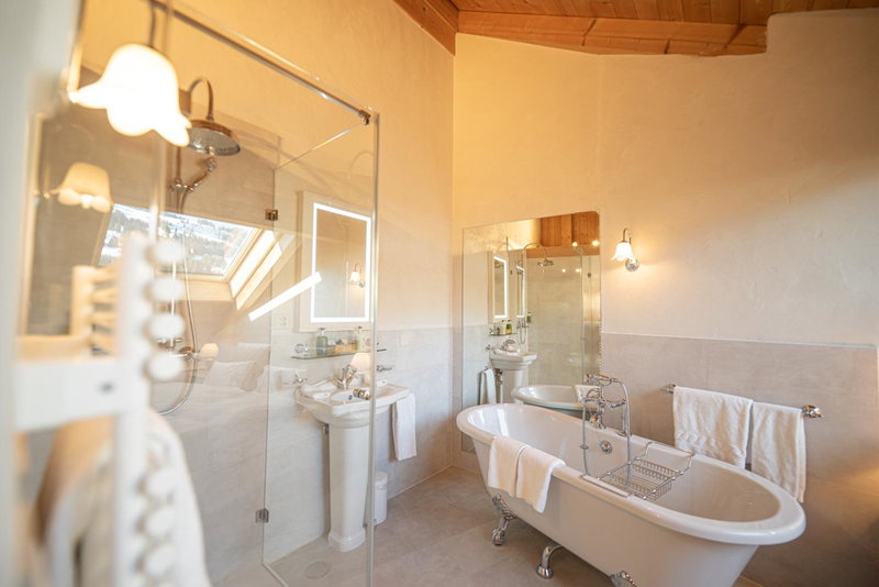 Hotel Alpenrose mit Gourmet-Restaurant Azalée, Bulle, Switzerland
