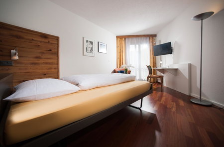 SEELANDHOTEL Weisses Kreuz, Biel/Bienne, Switzerland