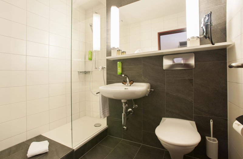 SEELANDHOTEL Weisses Kreuz, Biel/Bienne, Switzerland