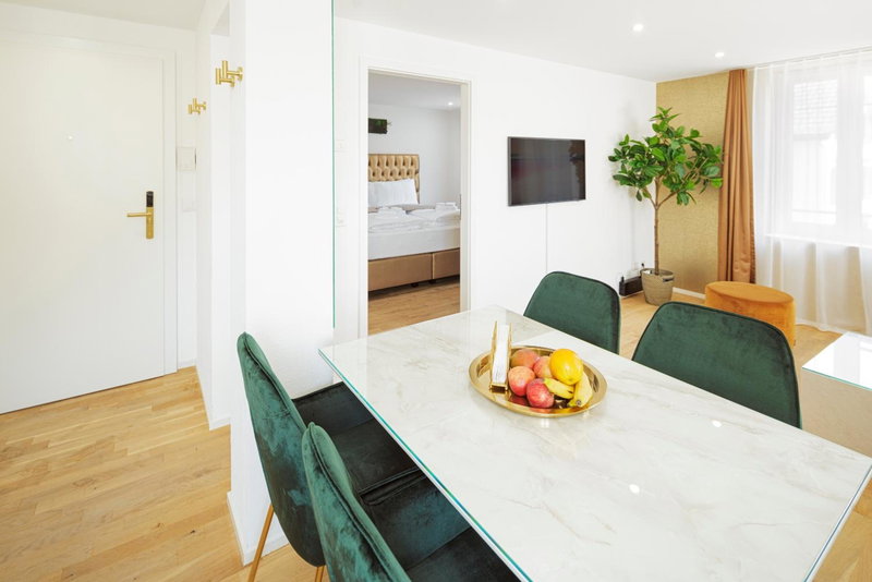 VISIMO Apartments Steigerstrasse St Gallen - Modern Living near OLMA & Hospital, St. Gallen, Switzerland