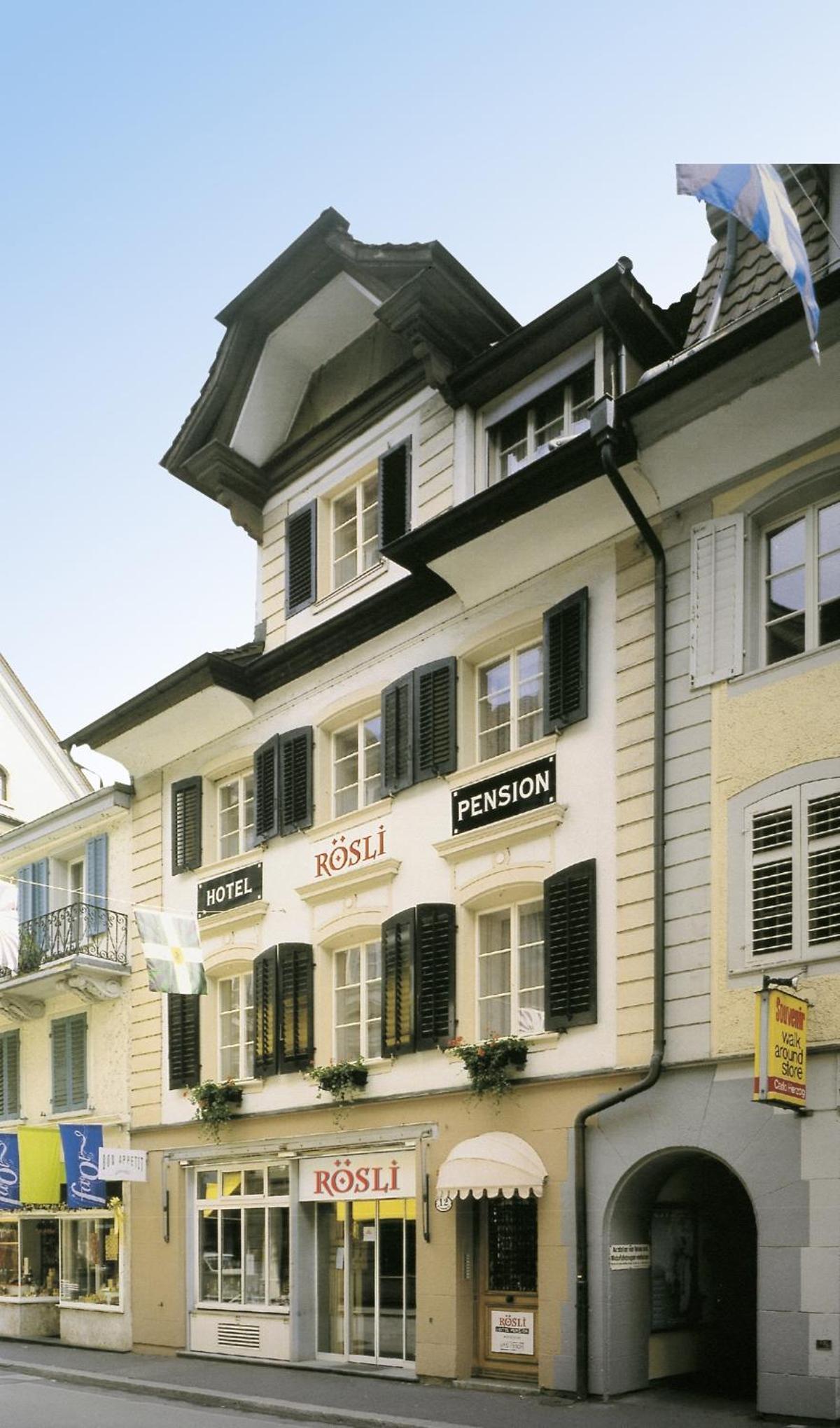 Hotel · ROESLI Guest House, Luzern