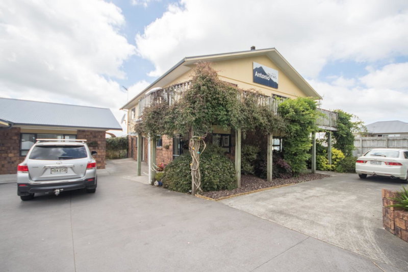 Antonio Mews Motel, Stratford, New Zealand