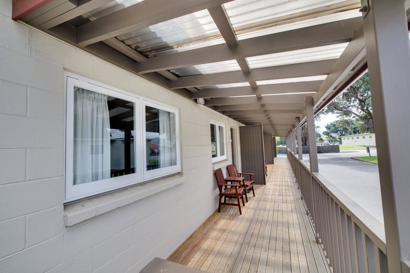 Wellington TOP 10 Holiday Park, Lower Hutt, New Zealand