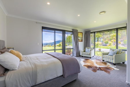 Hilltop Whakaipo Estate, Taupo, Новая Зеландия