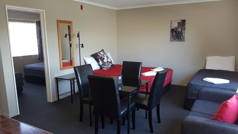 Palm Court Motel, Otorohanga, New Zealand