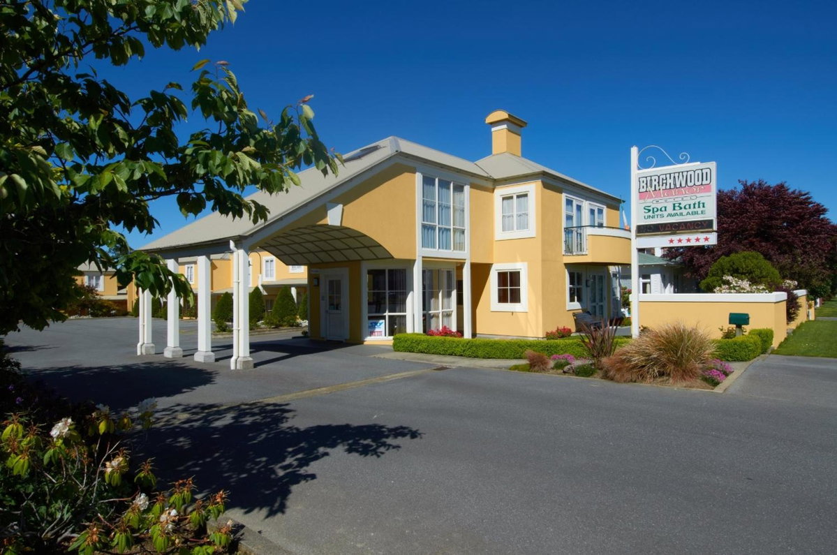 Birchwood Manor, New Zealand