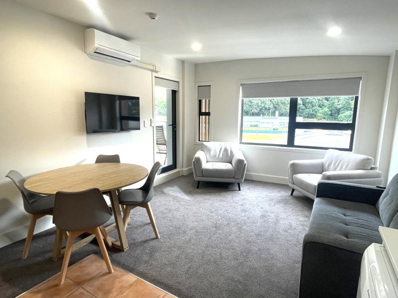 6 on Adams, Mount Maunganui, New Zealand