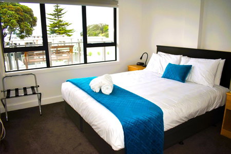 6 on Adams, Mount Maunganui, New Zealand