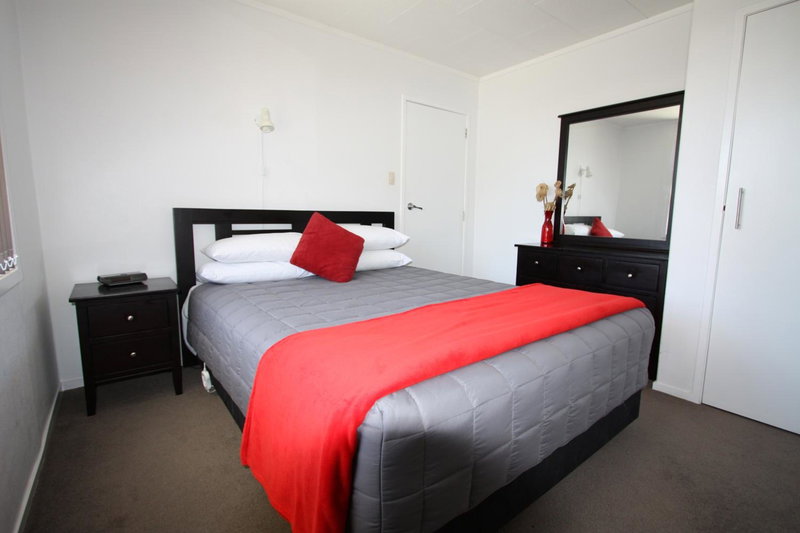 Waikanae Beach TOP 10 Holiday Park, Gisborne, New Zealand