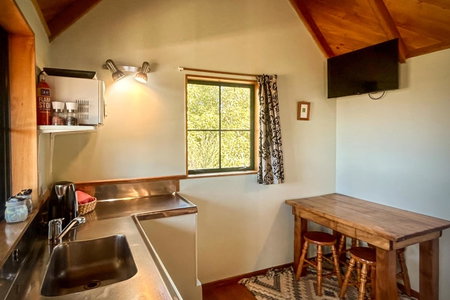 Te Tiro Accommodation, Waitomo Caves, New Zealand