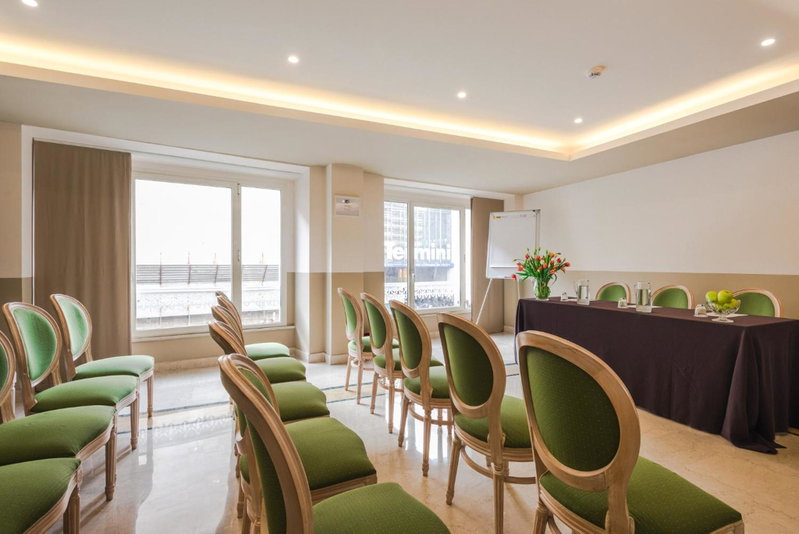 Raeli Hotel Siracusa, Rome, Italy