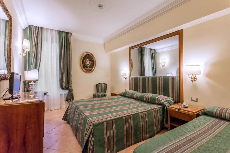 Raeli Hotel Siracusa, Rome, Italy