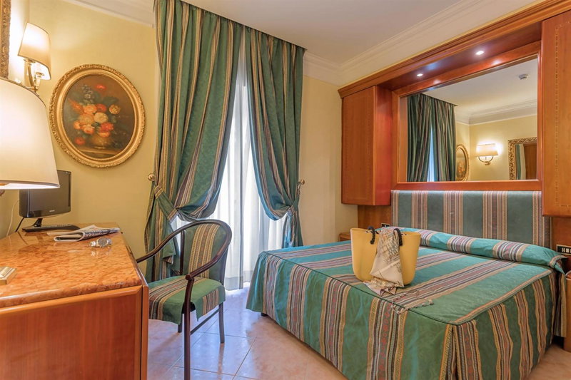 Raeli Hotel Luce, Rome, Italy
