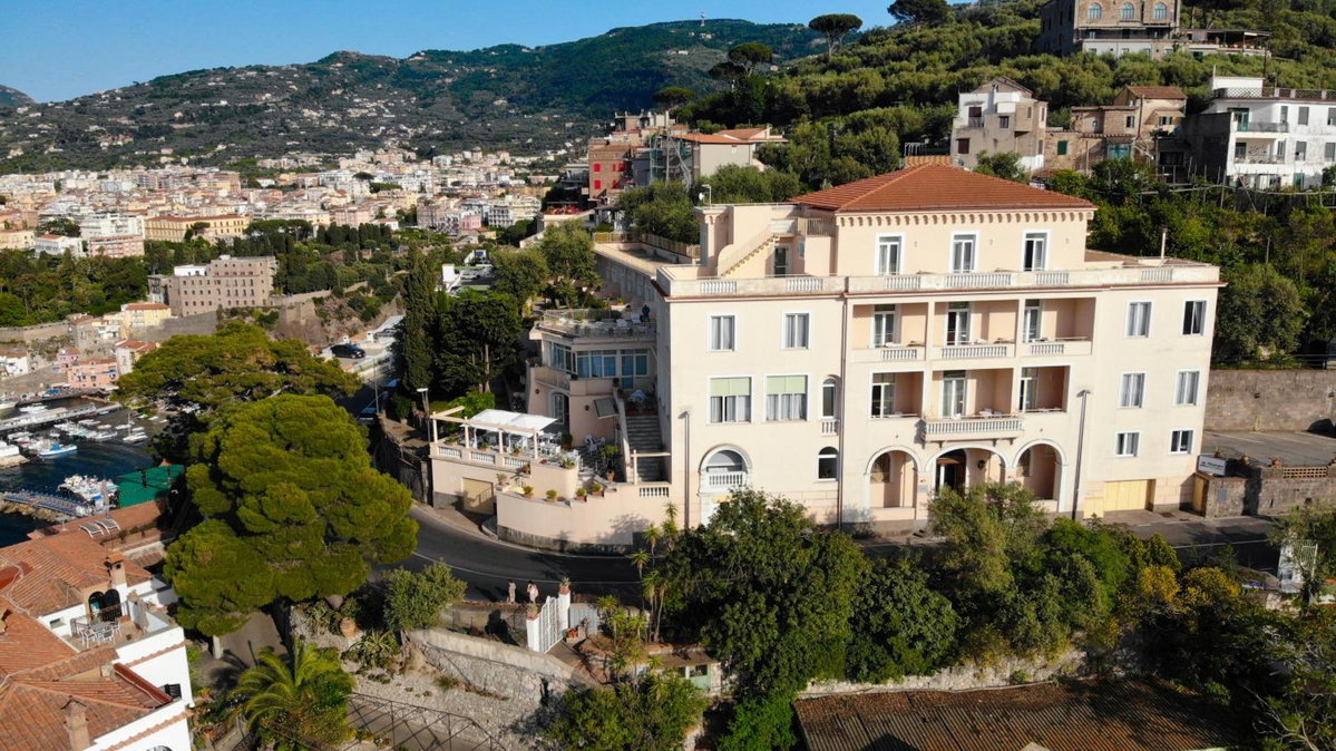 Hotel · Hotel Miramare, Castellammare Di Stabia