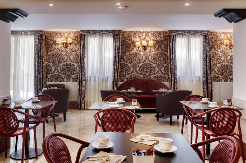 Hotel Nuovo Teson, Venice, Italy