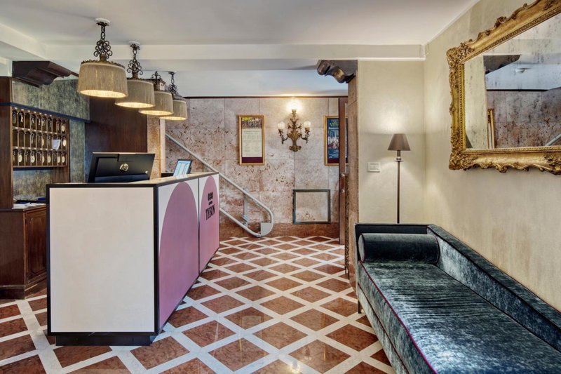 Hotel Nuovo Teson, Venice, Italy