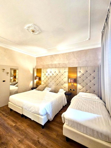 Hotel Mythos, Milan, Italy