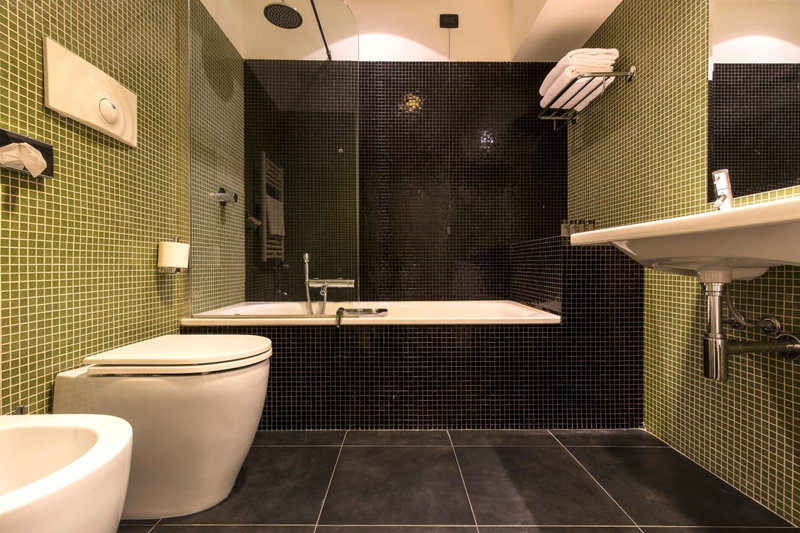 43 Station Hotel, Milan, Italy