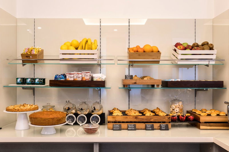 43 Station Hotel, Milan, Italy