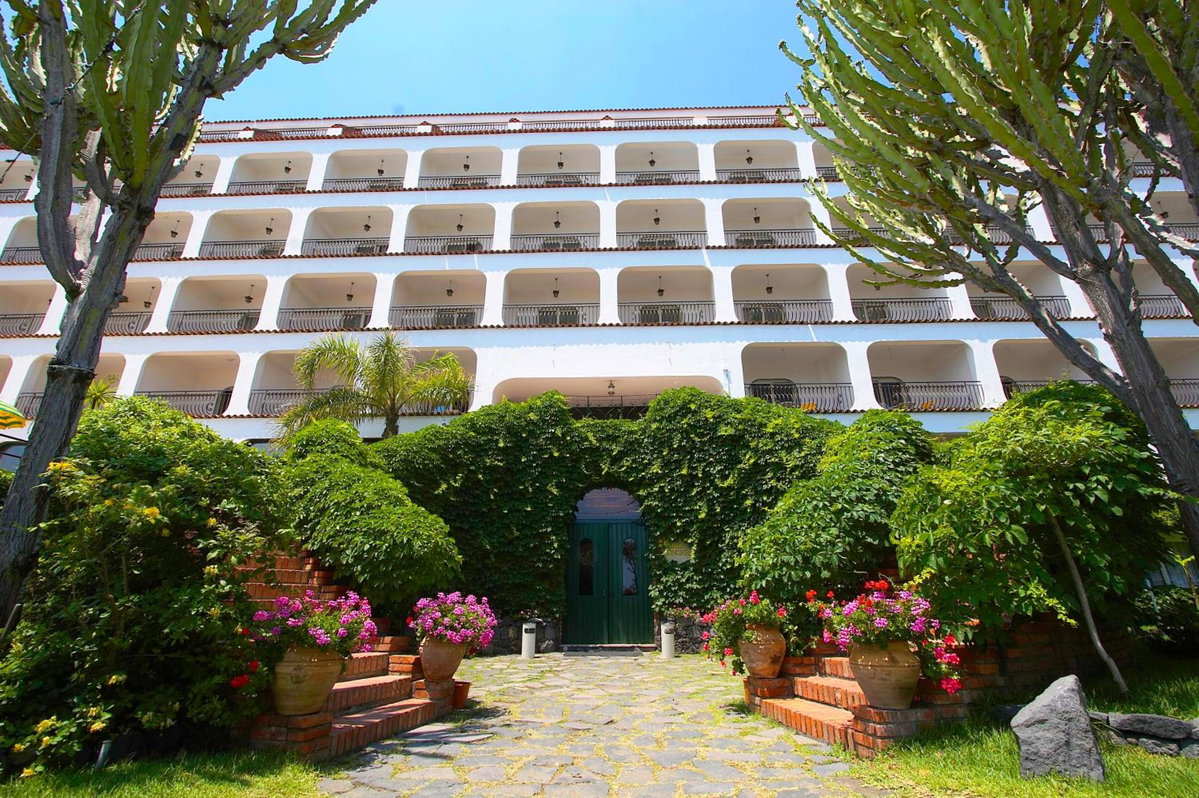 Hotel · Delta Hotels by Marriott Giardini Naxos, Giarre