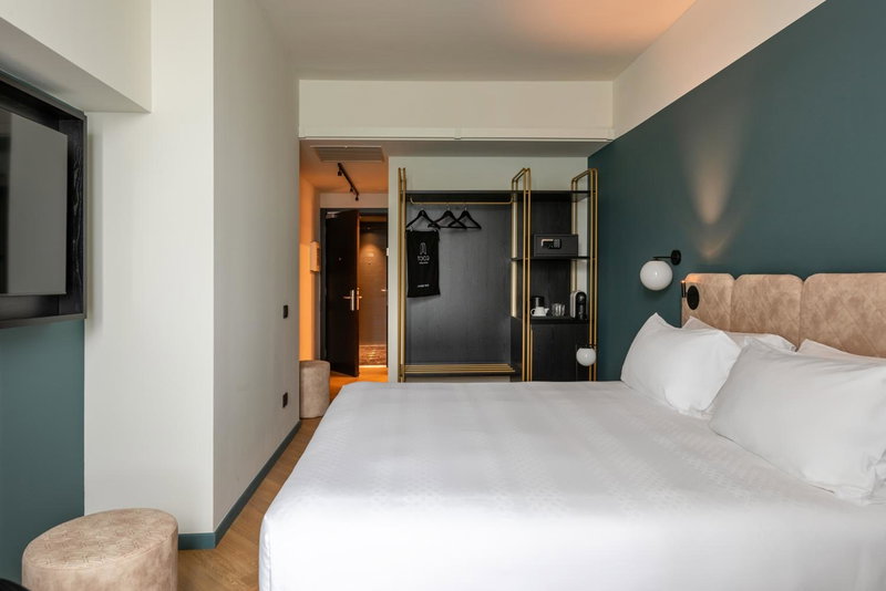 Hotel Tocq, Milan, Italy