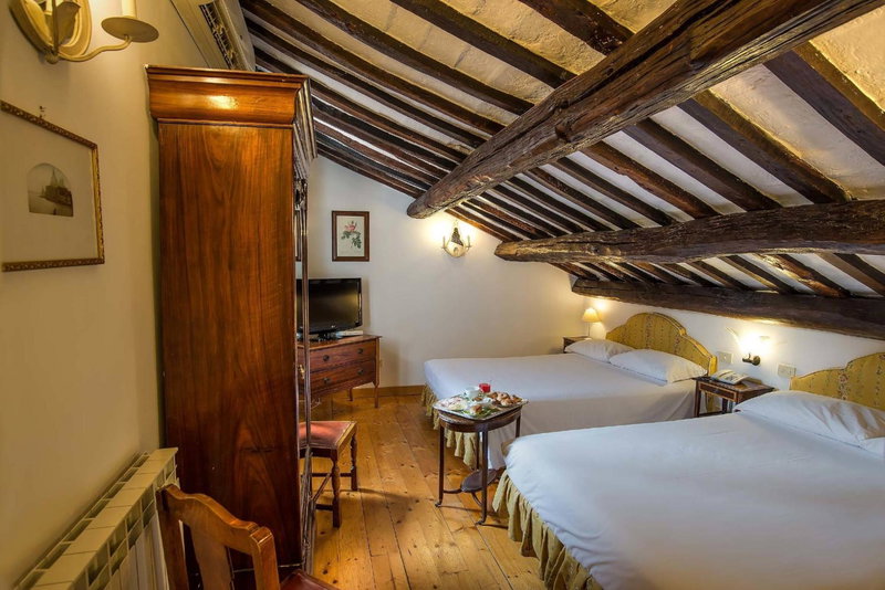 Hotel Fontana, Rome, Italy