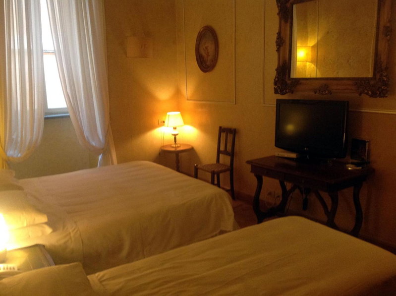 Hotel Fontana, Rome, Italy