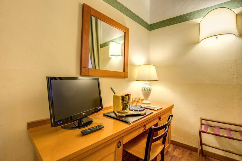 Hotel Botticelli, Florence, Italy