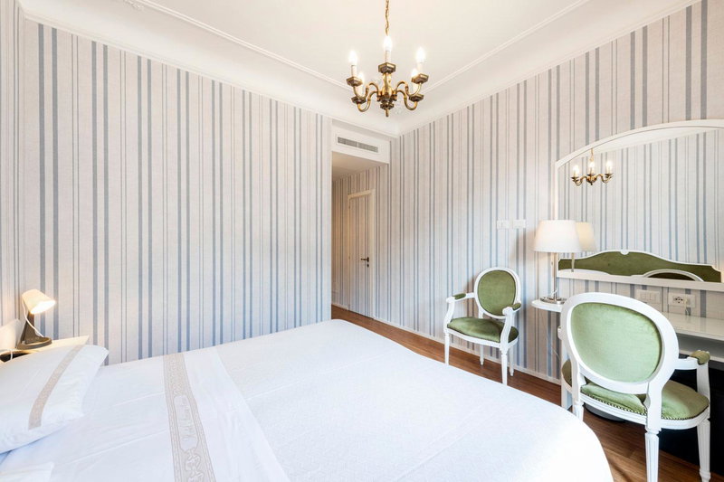 Hotel Metropole Suisse, Como, Italy