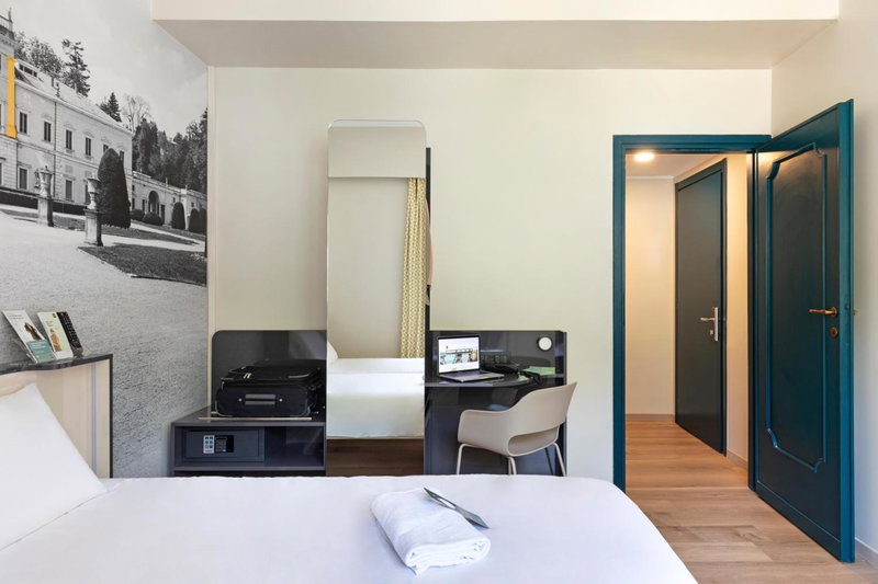 B&B Hotel Como City Center, Como, Italy
