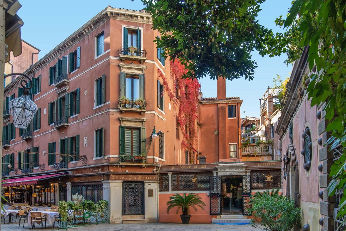 Hôtel · Hotel La Fenice et Des Artistes, Venice