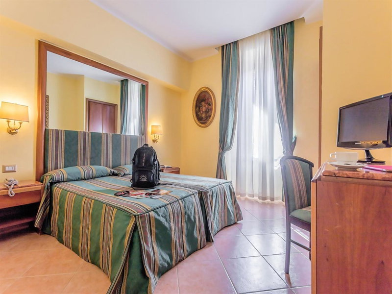 Raeli Hotel Noto, Rome, Италия