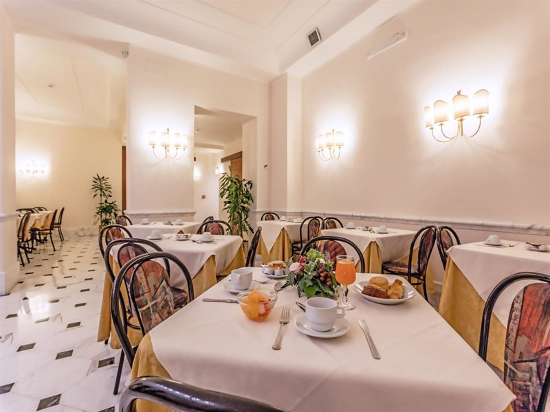 Raeli Hotel Noto, Rome, Италия