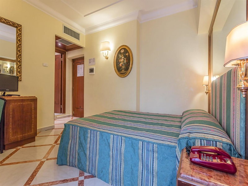 Raeli Hotel Noto, Rome, Италия