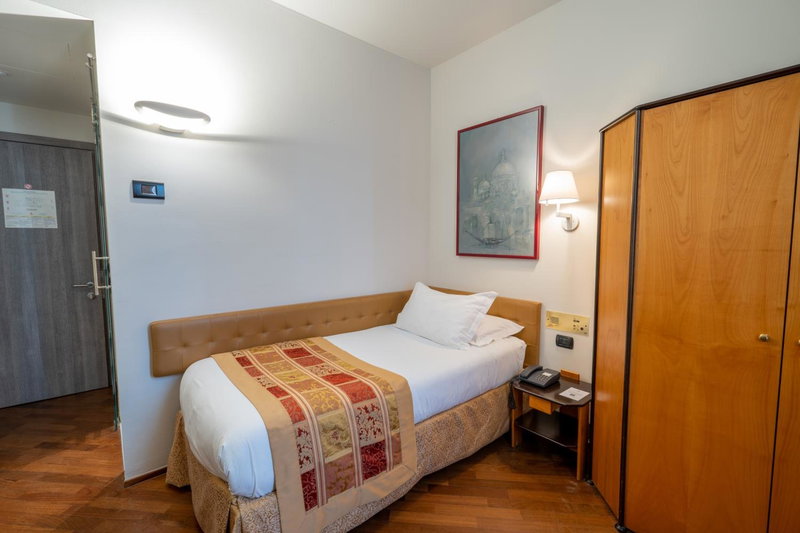 Hotel Regina, Milan, Italy