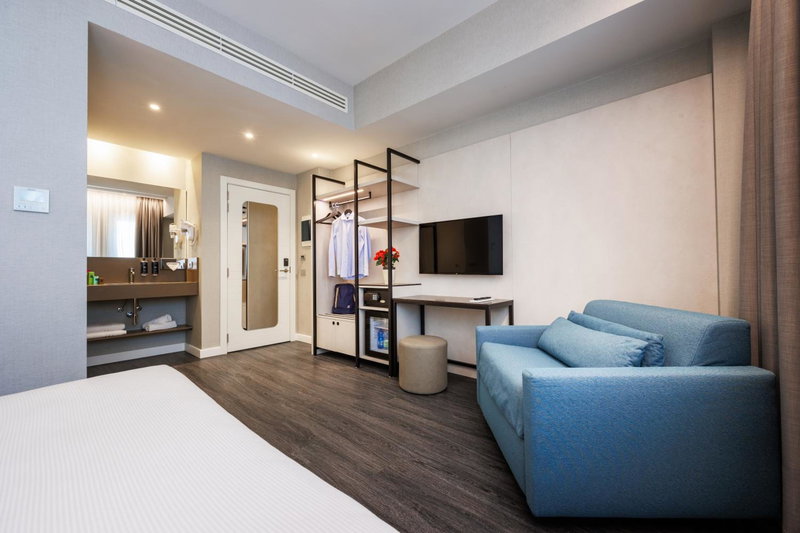 IH Hotels Milano Centrale, Milan, Italy