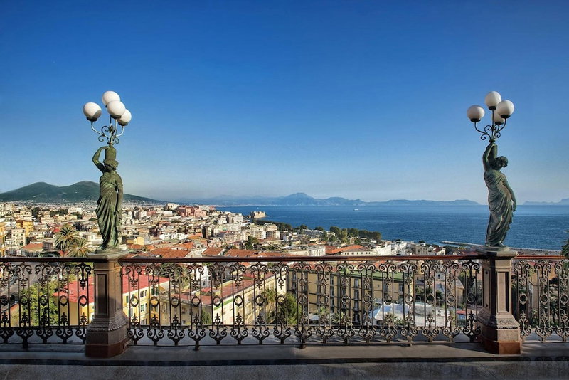 Grand Hotel Parkers, Chiaia, Italy